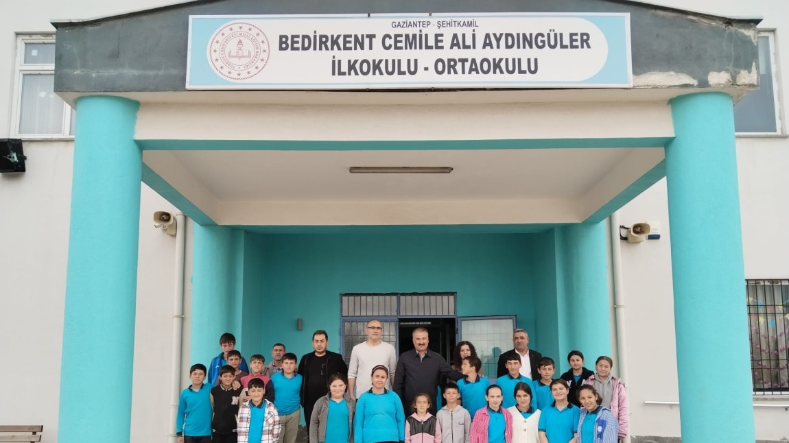Şube müdürümüz Sayın Nevzat YILDIRIM okulumuzu ziyaret etti.